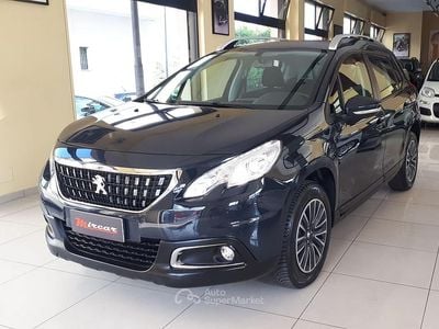 Usata Peugeot 2008 99 CV (72 kW) 2017 SUV