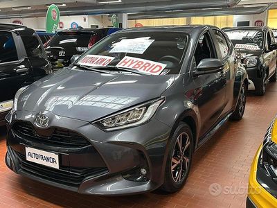 Nuova Toyota Yaris Hybrid Trend 2025 Grigio Utilitaria