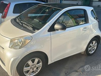 Toyota iQ