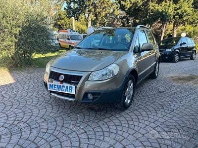 Usata Fiat Sedici Dynamic 120 CV (88 kW) 2008 Marrone SUV