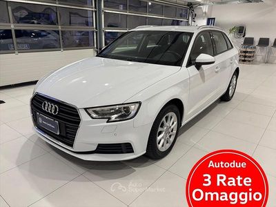 Gebraucht Audi A3 116 PS (85 kW) 2022 Weiß Limousine