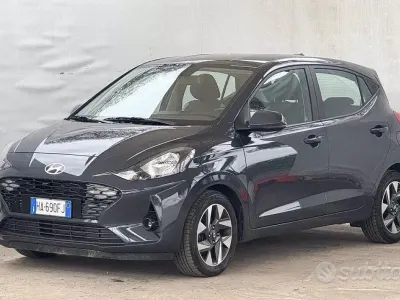 Usata Hyundai i10 63 CV (46 kW) 2025 Grigio Utilitaria