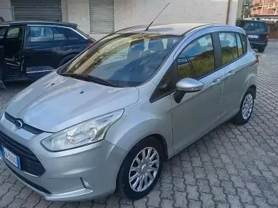Usata Ford B-MAX 75 CV (55 kW) 2013 Grigio Monovolume