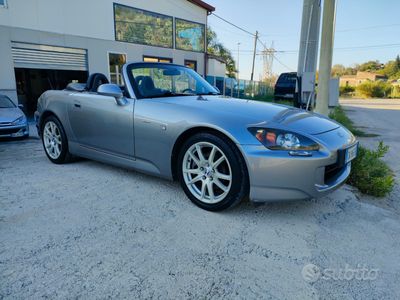 Honda S 2000