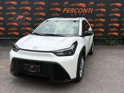 Nuova Toyota Aygo X 116 CV (85 kW) 2026 Bianco SUV