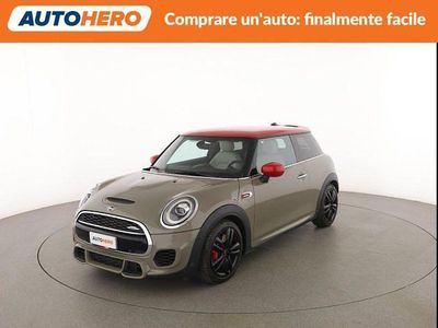 Begagnad Mini John Cooper Works 231 HK (169 kW) 2020 Grön Halvkombi