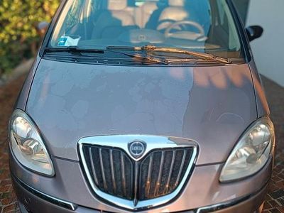 Usata Lancia Musa 90 CV (66 kW) 2007 Marrone Monovolume