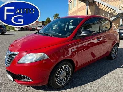 Usata Lancia Ypsilon 69 CV (50 kW) 2013 Rosso Utilitaria