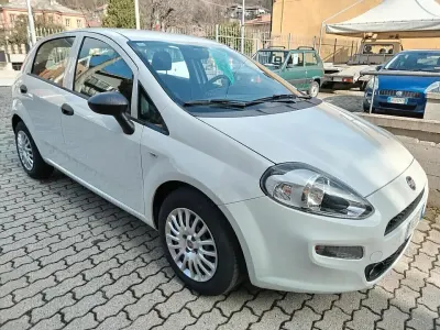 Usata Fiat Punto S 95 CV (69 kW) 2018 Bianco Utilitaria