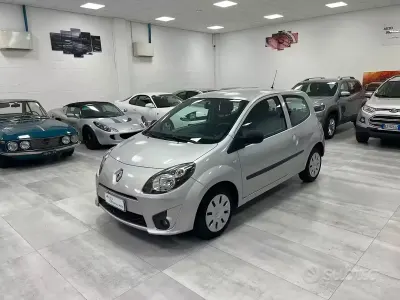 Usata Renault Twingo 58 CV (42 kW) 2009 Grigio Utilitaria