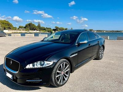 Nero Usata 2015 Jaguar XJ Premium Luxury Berlina | 12.700 €