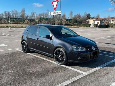 Usata VW Golf VI 105 CV (77 kW) 2008 Nero Utilitaria