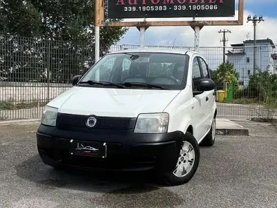 Usata Fiat Panda Active 54 CV (39 kW) 2009 Bianco Utilitaria