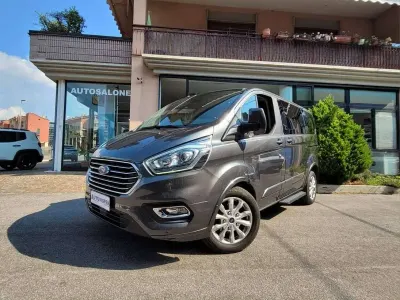 Usata Ford Tourneo Custom 131 CV (96 kW) 2019 Grigio Furgone