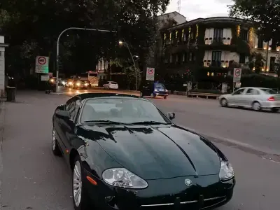 Usata Jaguar XK8 284 CV (208 kW) 1997 Verde Coupé