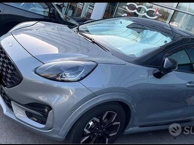Begagnad Ford Puma ST-Line 125 HK (91 kW) 2023 Grå SUV