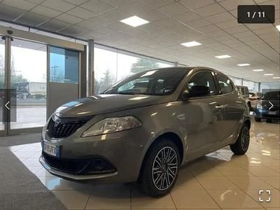 Usata Lancia Ypsilon Silver 70 CV (51 kW) 2021 Utilitaria