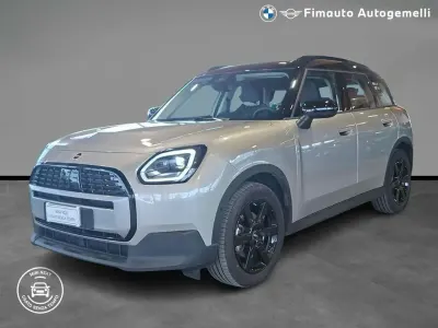 Usata Mini Cooper D Countryman Classic 150 CV (110 kW) 2025 Argento SUV