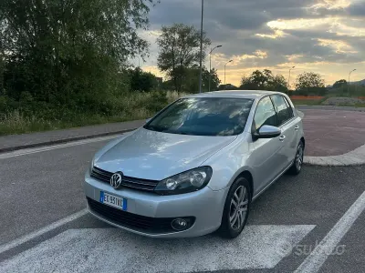 Usata VW Golf VI Highline 122 CV (89 kW) 2010 Grigio Utilitaria