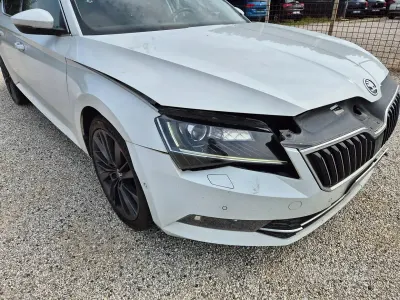 Usata Skoda Superb Style 190 CV (139 kW) 2016 Bianco Berlina