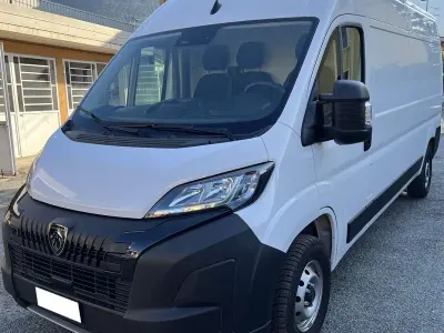 Usata Peugeot Boxer 140 CV (102 kW) 2024 Bianco Furgone