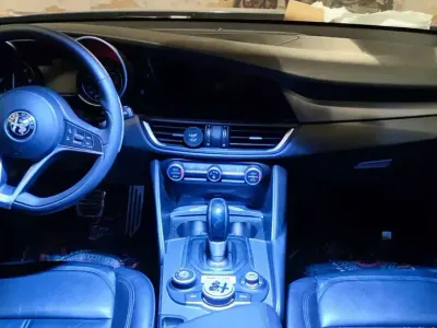 Usata Alfa Romeo Giulia Super 179 CV (131 kW) 2017 Berlina