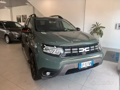 Usata Dacia Duster Extreme 116 CV (85 kW) 2023 Verde SUV