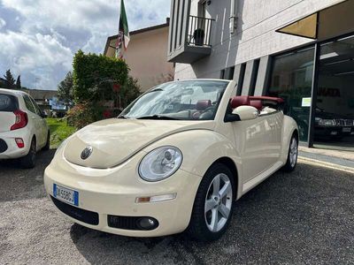 usata VW Beetle NewCabrio 1.6 102cv GPL Limited Red Edition