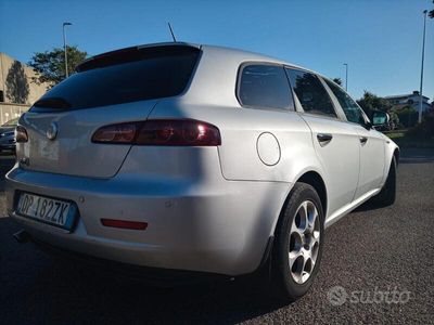 Alfa Romeo 159