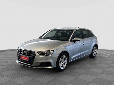 Usado Audi A3 Business 150 CV (110 kW) 2019 Plateado Berlina