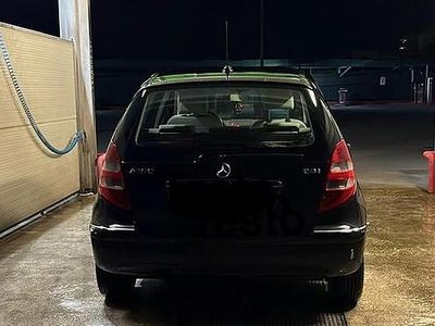 Usata Mercedes A180 2006 Nero Monovolume