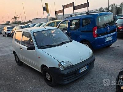 Usata Fiat Seicento Young 39 CV (28 kW) 2000 Bianco Utilitaria