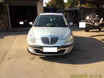 Usata Lancia Ypsilon 80 CV (58 kW) 2006 Grigio Utilitaria
