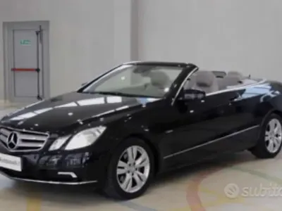 Gebraucht Mercedes E220 170 PS (125 kW) 2014 Schwarz Cabrio