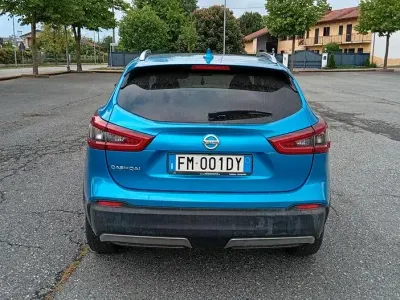 Usata Nissan Qashqai 131 CV (96 kW) 2017 Blu SUV