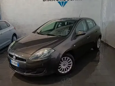 Usata Fiat Bravo 90 CV (66 kW) 2013 Grigio Utilitaria