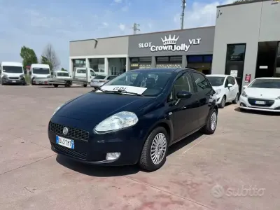 Usata Fiat Grande Punto Dynamic 65 CV (47 kW) 2006 Blu Utilitaria