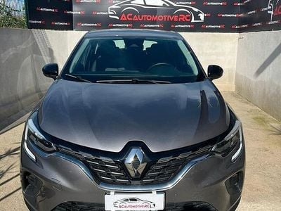Usado Renault Captur Business 116 CV (85 kW) 2021 Gris SUV