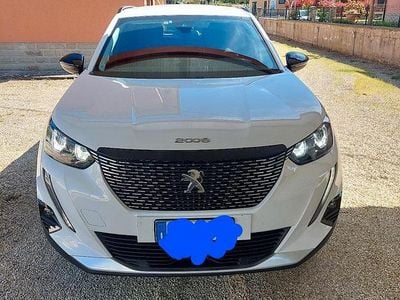 Usata Peugeot 2008 110 CV (80 kW) 2022 Bianco SUV