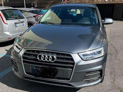 Usata Audi Q3 Business 150 CV (110 kW) 2016 Grigio SUV