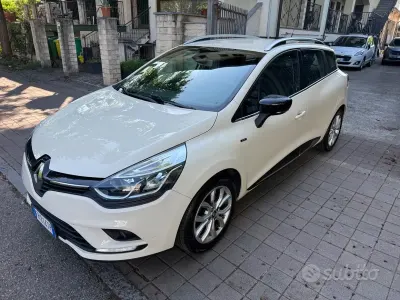 Usata Renault Clio GrandTour 90 CV (66 kW) 2018 Beige Station wagon