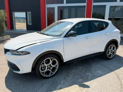 Nuova Alfa Romeo Tonale Sprint 160 CV (117 kW) 2025 Bianco SUV