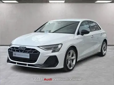 Usata Audi A3 S-Line 150 CV (110 kW) 2025 Bianco ghiaccio Berlina