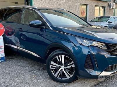 Usata Peugeot 5008 Allure 131 CV (96 kW) 2021 Blu/azzurro SUV