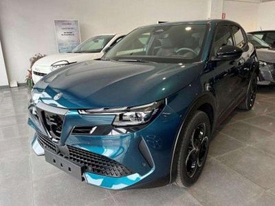 Nuova Alfa Romeo Junior Edizione Speciale 136 CV (100 kW) 2025 Nero SUV