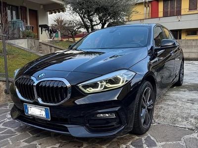 Usata BMW 118 Sport Line 2021 Nero Utilitaria