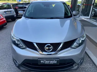 Usata Nissan Qashqai Tekna 110 CV (80 kW) 2014 Grigio SUV