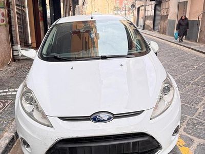 Usata Ford Fiesta Titanium 2012 Bianco Utilitaria