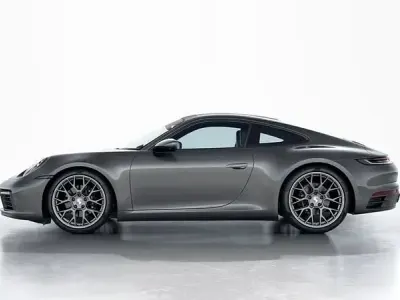 Usata Porsche 911 Carrera 385 CV (283 kW) 2023 Grigio Coupé
