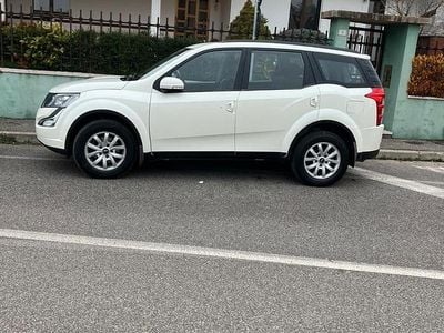 Usata Mahindra XUV500 140 CV (102 kW) 2017 Bianco SUV
